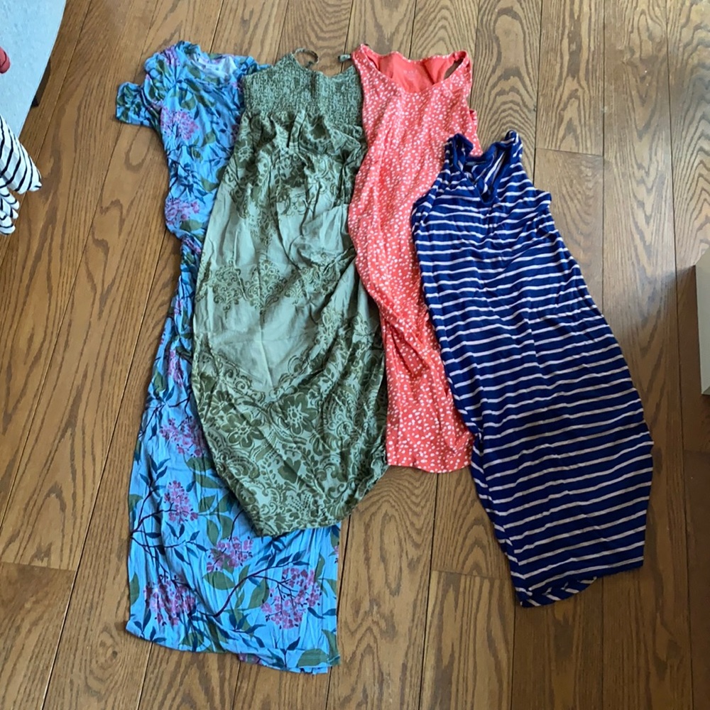 Lot of maternity s dresses pea in the pod motherhood Isabel old navy